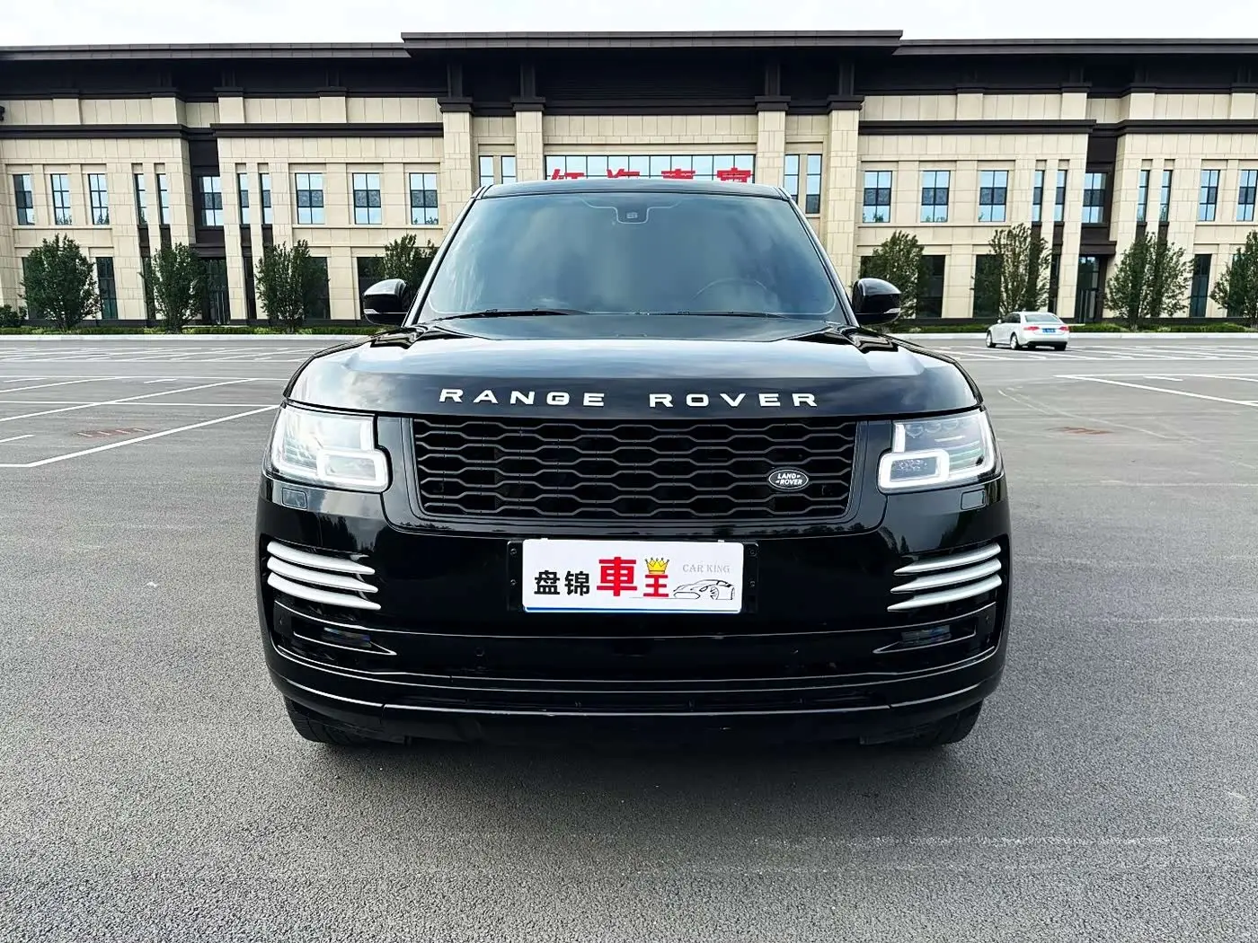 Land Rover Range Rover 2012 — Photo 2/16