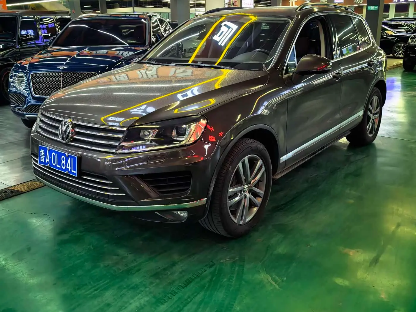 Volkswagen Touareg 2018 — Photo 1/5