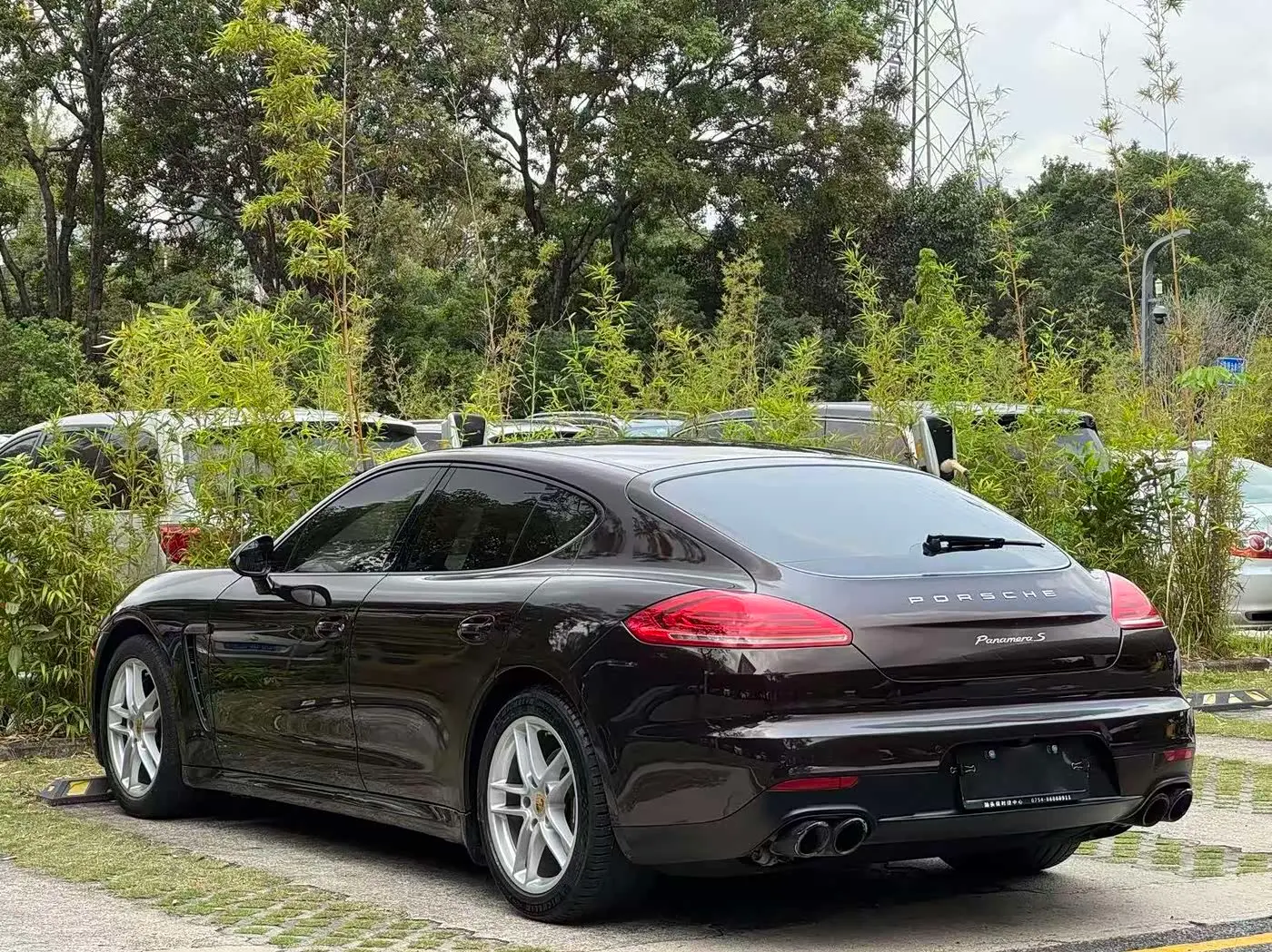 Porsche Panamera 2016 — Фото 14/17