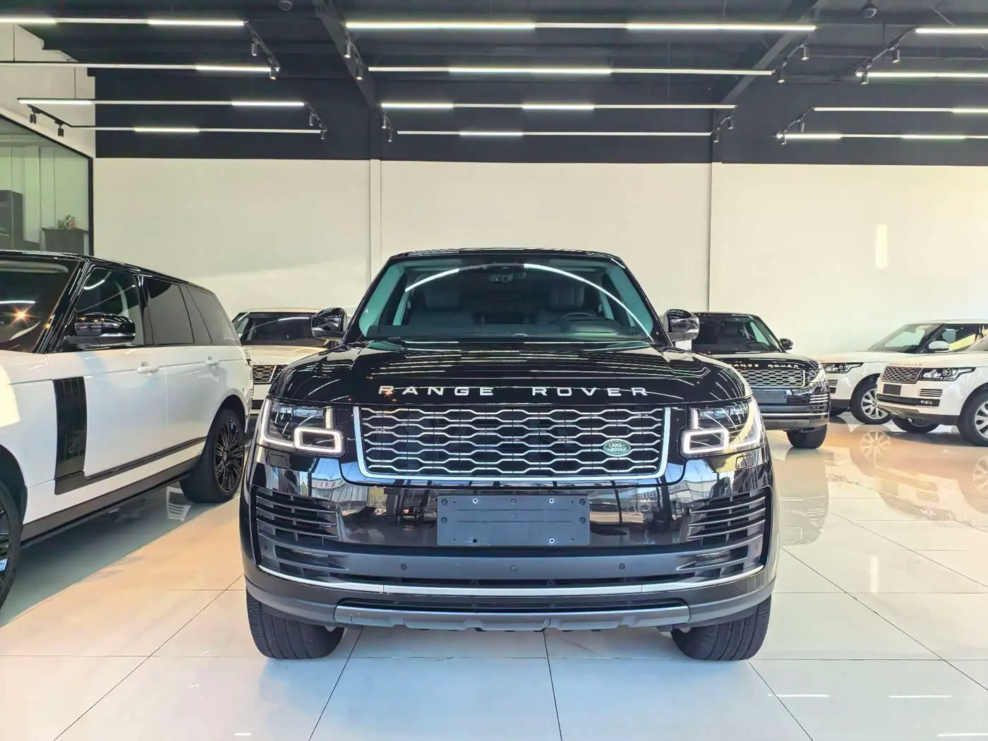 Land Rover Range Rover 2020 — Фото 5/16