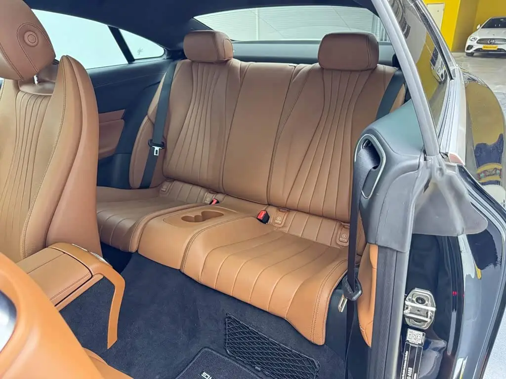 Mercedes-Benz E-Class 2018 — Фото 16/20