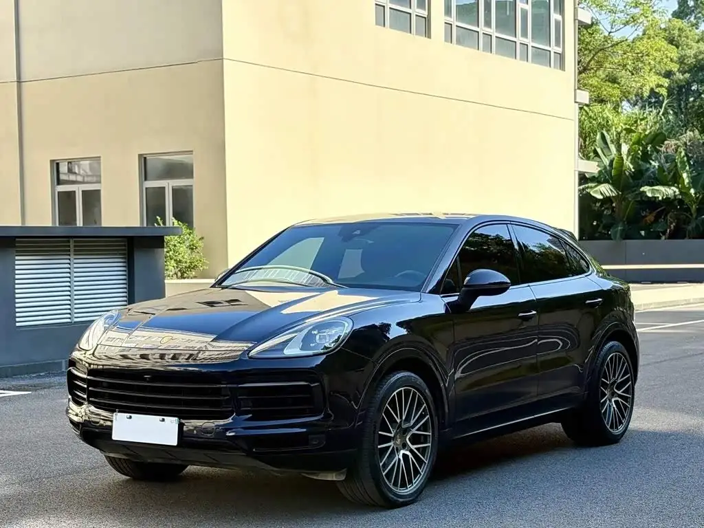 Porsche Cayenne, 2022