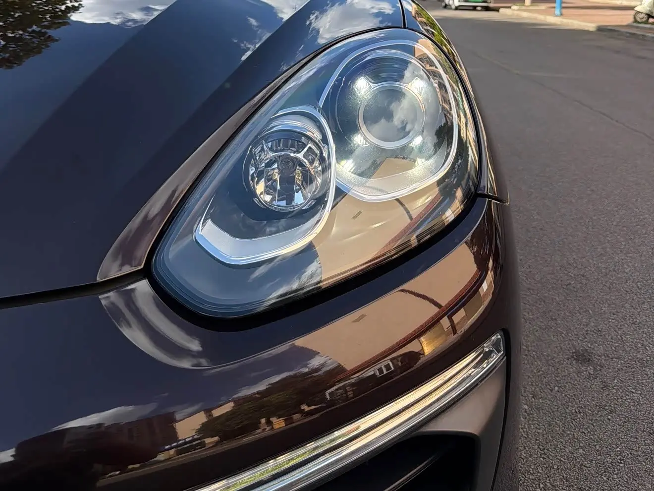 Porsche Cayenne 2015 — Photo 10/17