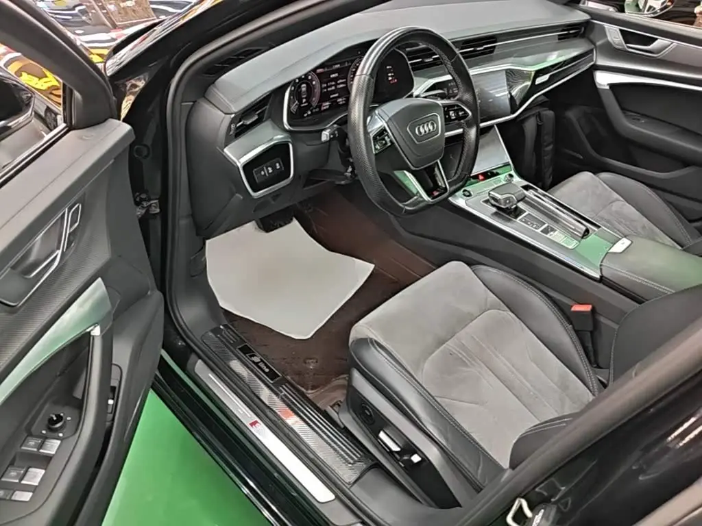 Audi A6L New Energy 2023 — Photo 16/20
