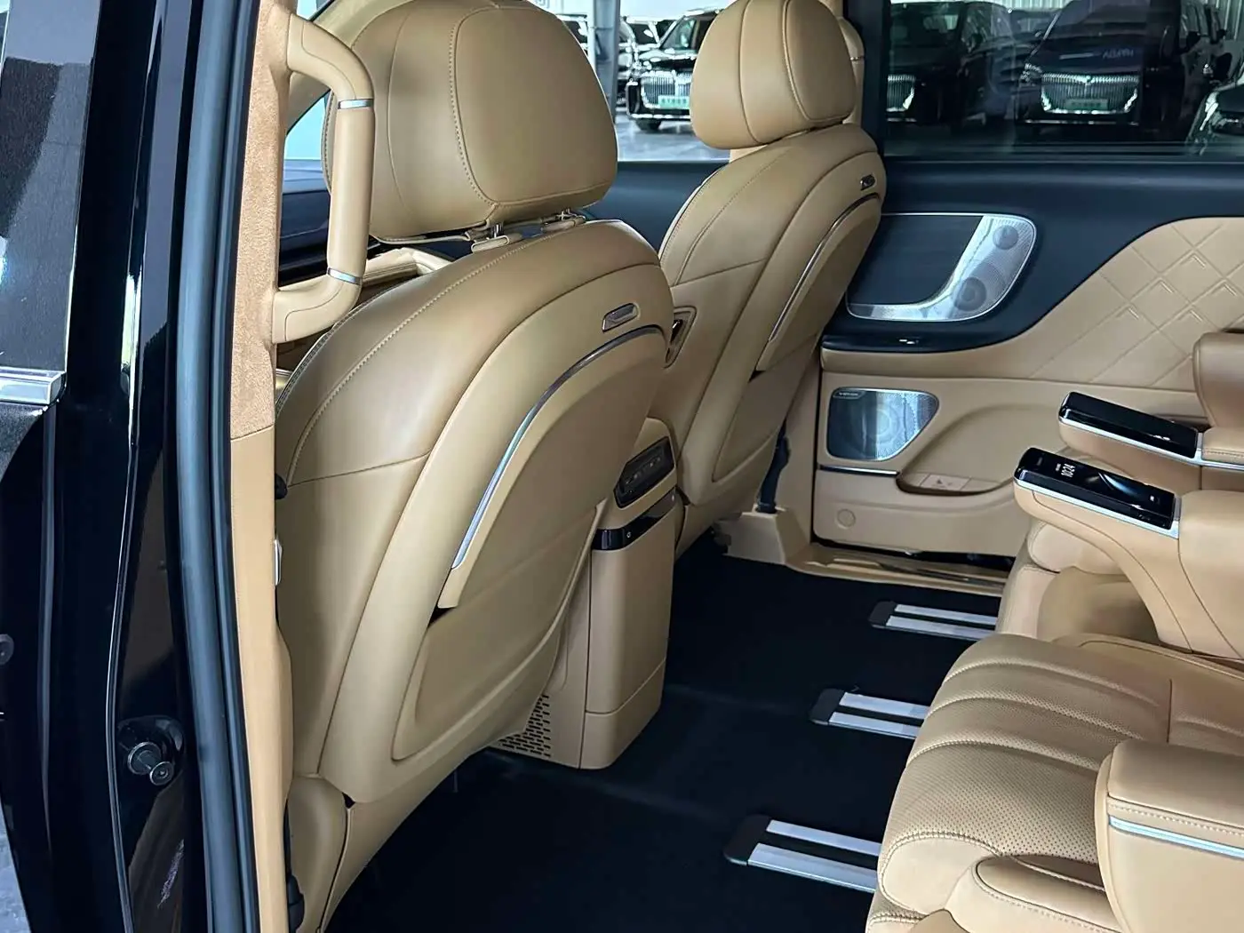 Voyah Auto Voyah Dreamer 2025 — Photo 6/13