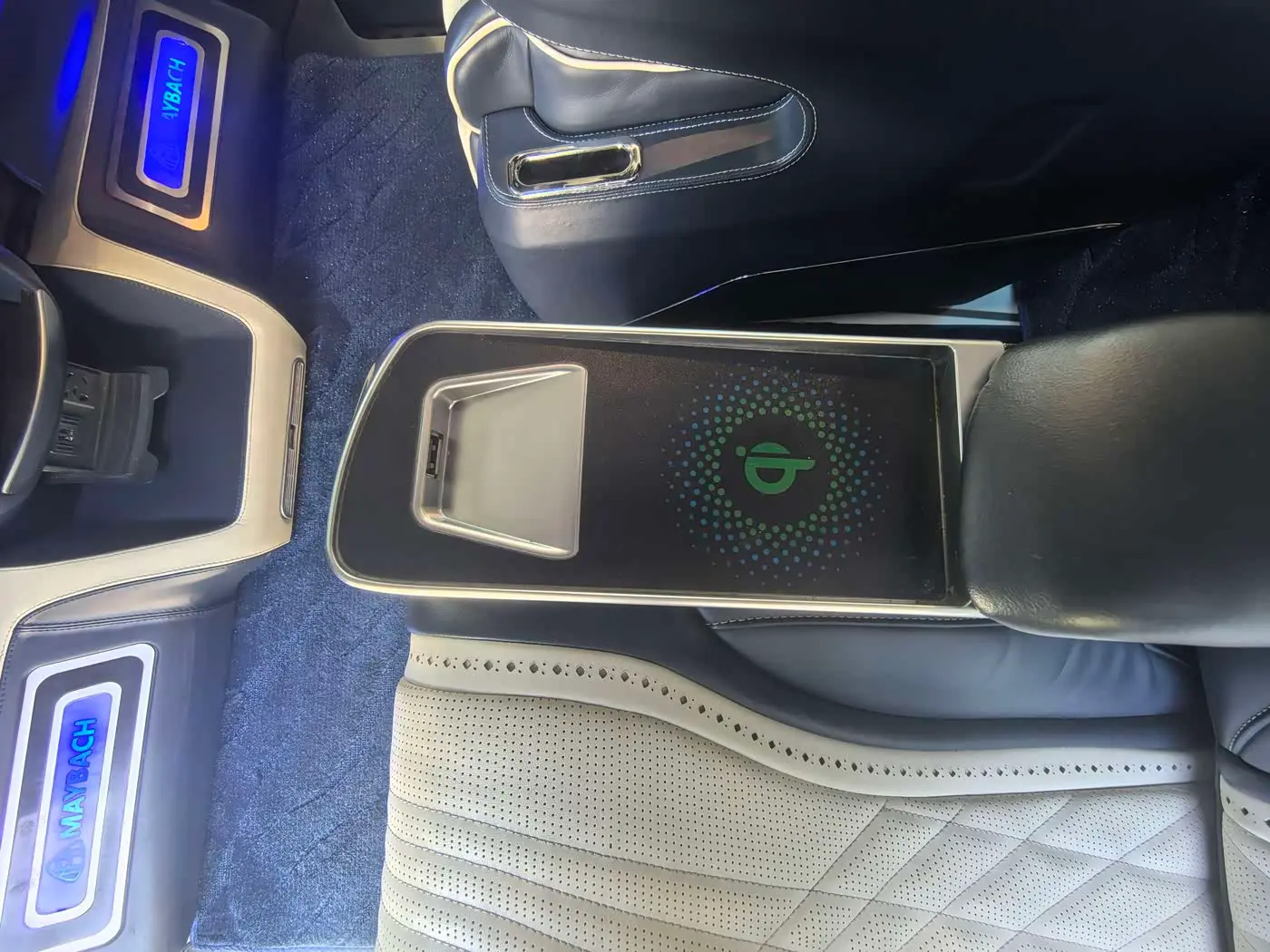 Mercedes-Benz Vito 2021 — Photo 19/20