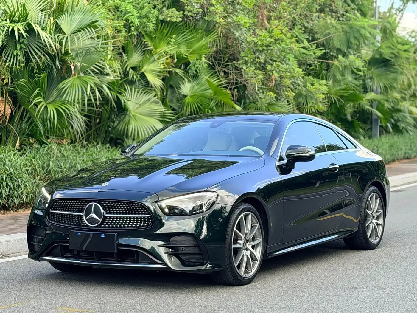 Mercedes-Benz E-Class, 2022
