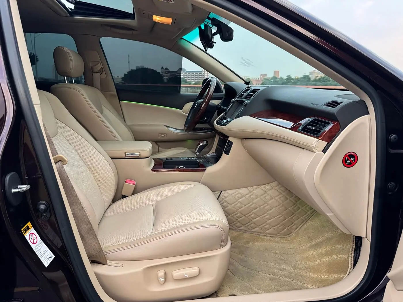 Toyota Crown 2014 — Photo 14/19