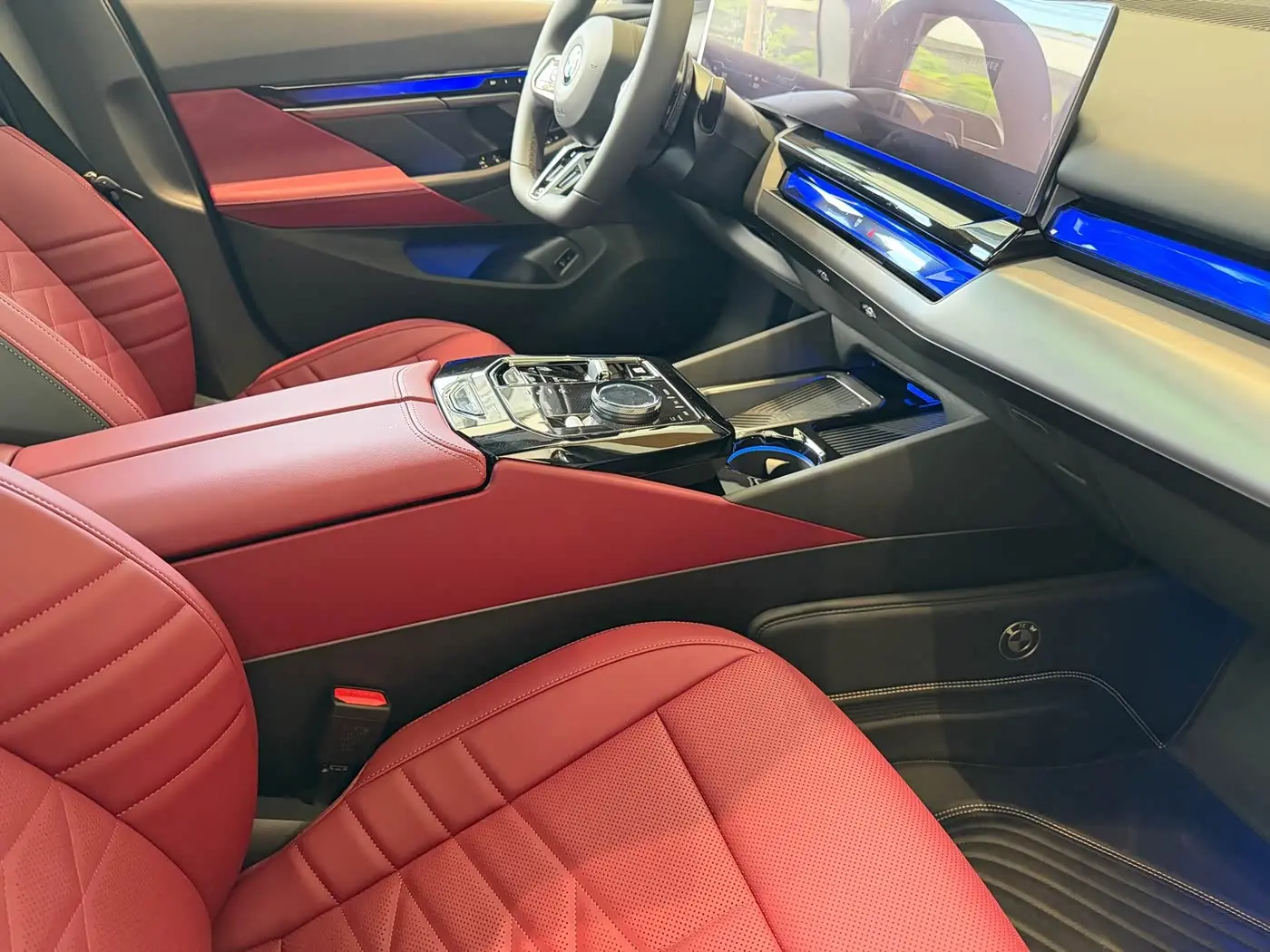 BMW 5 Series 2026 — Photo 15/18