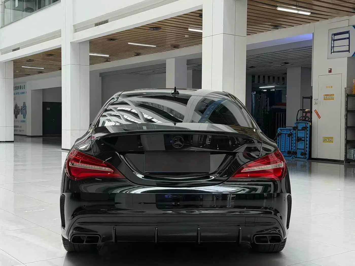 Mercedes-Benz CLA AMG 2018 — Photo 3/9