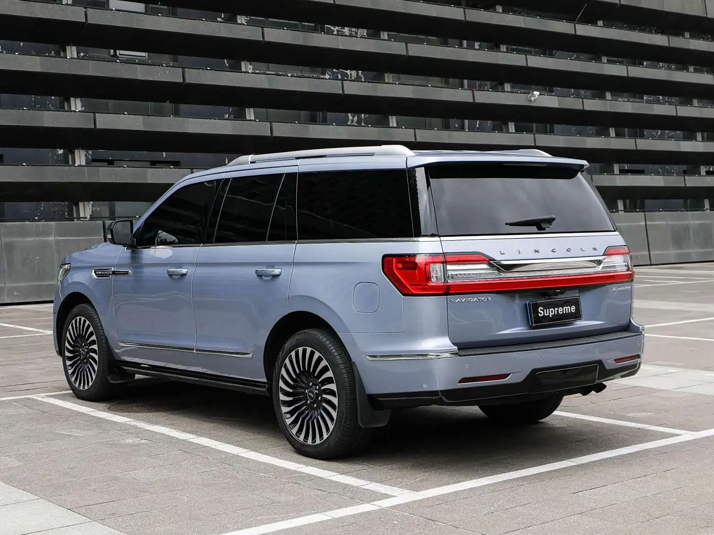 Lincoln Navigator 2022 — Фото 16/19