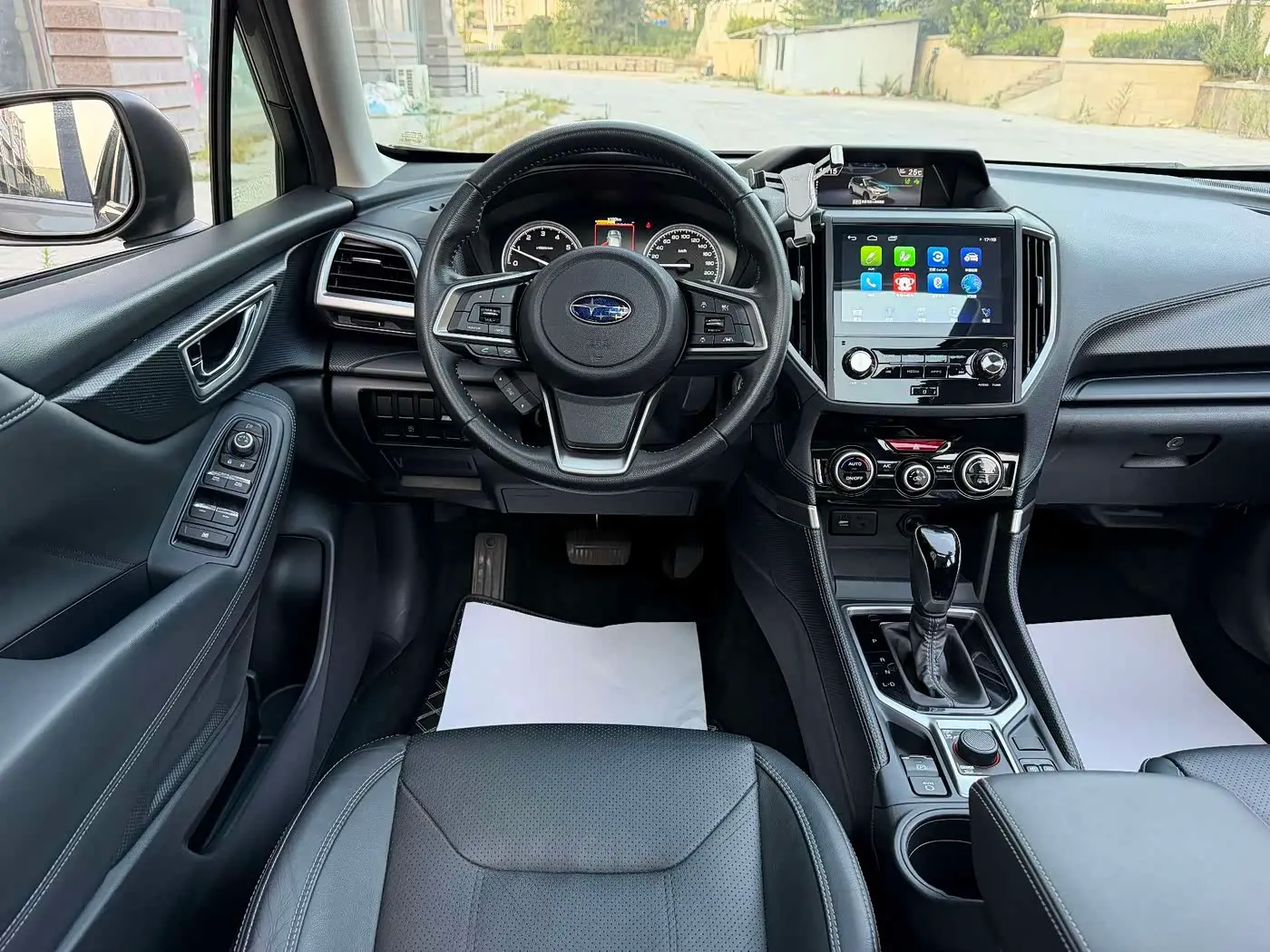 Subaru Forester 2019 — Фото 8/12