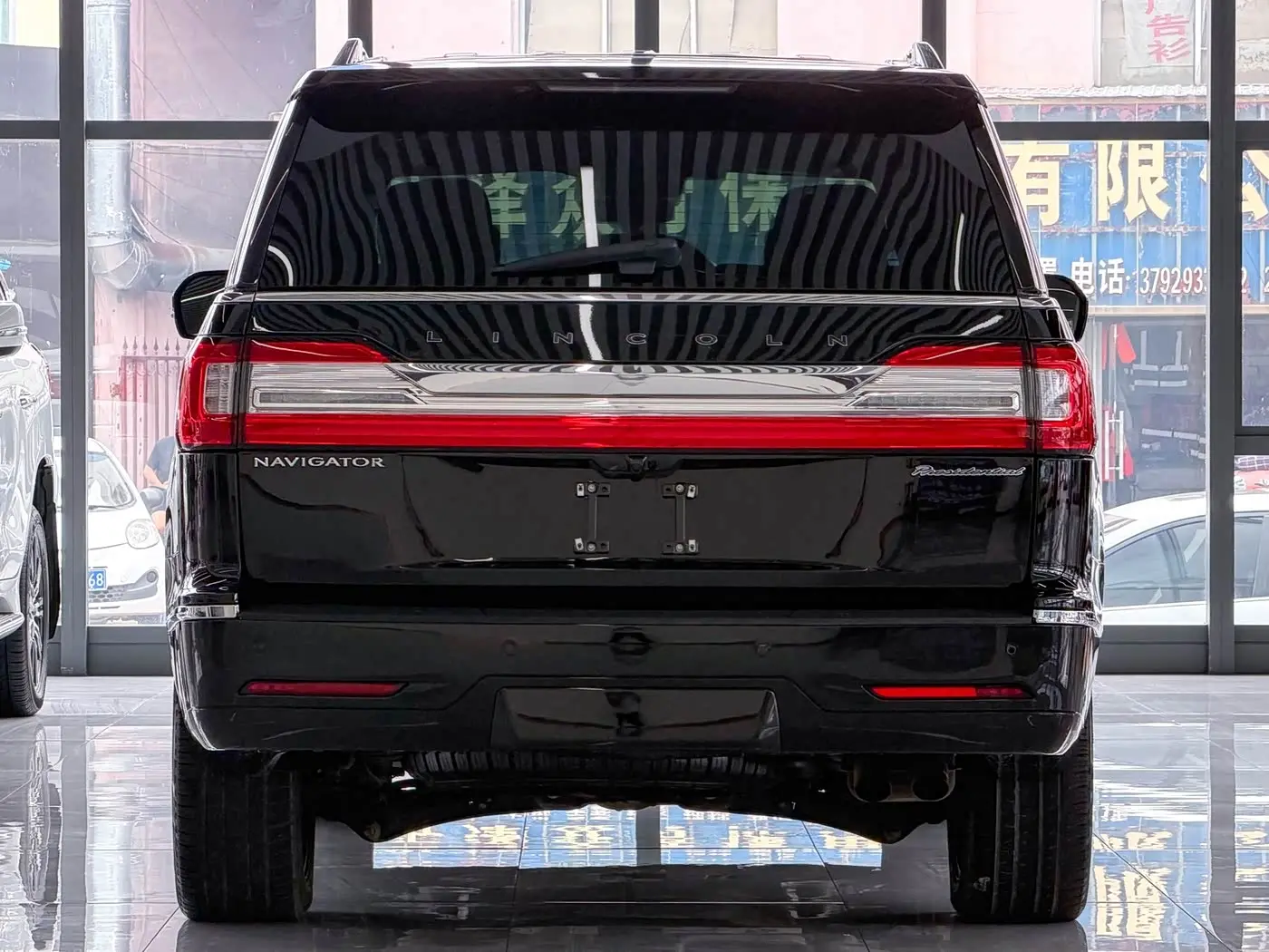 Lincoln Navigator 2022 — Фото 3/20