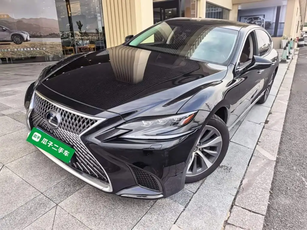 Lexus LS, 2020