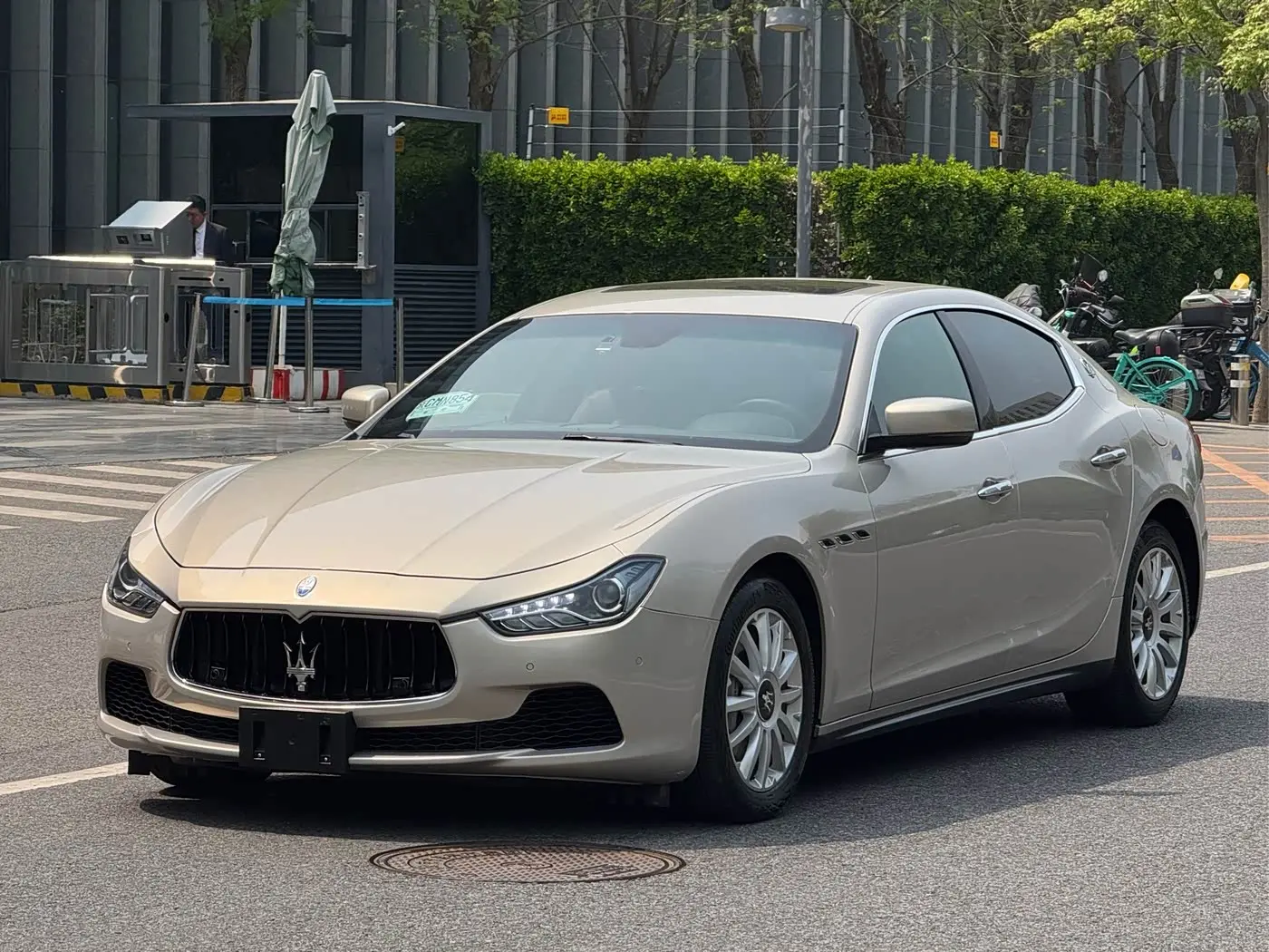 Maserati Ghibli 2016 — Şəkil 1/20