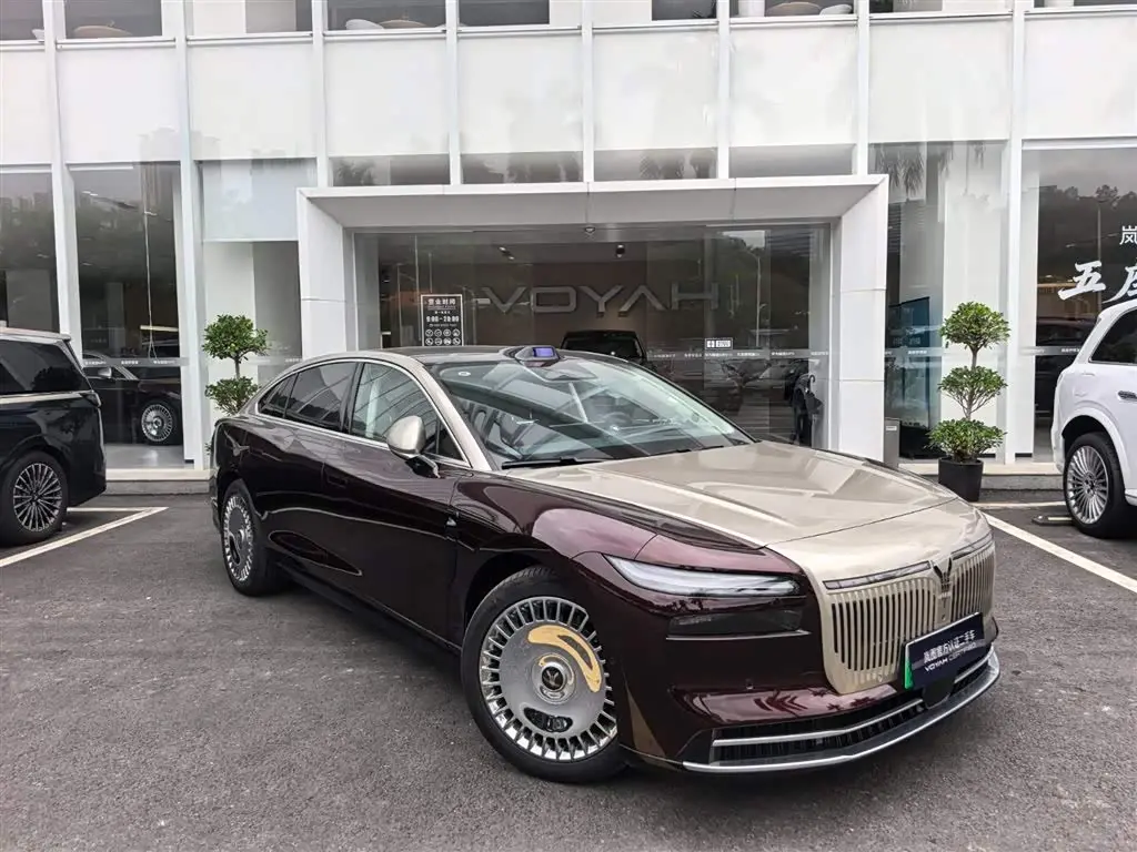 Voyah Auto VOYAH Zhuiguang L 2025 — Photo 3/17