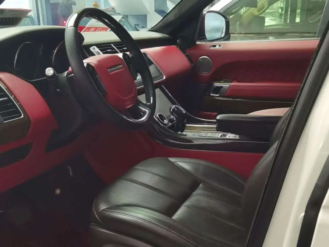 Land Rover Range Rover Sport 2017 — Photo 15/16