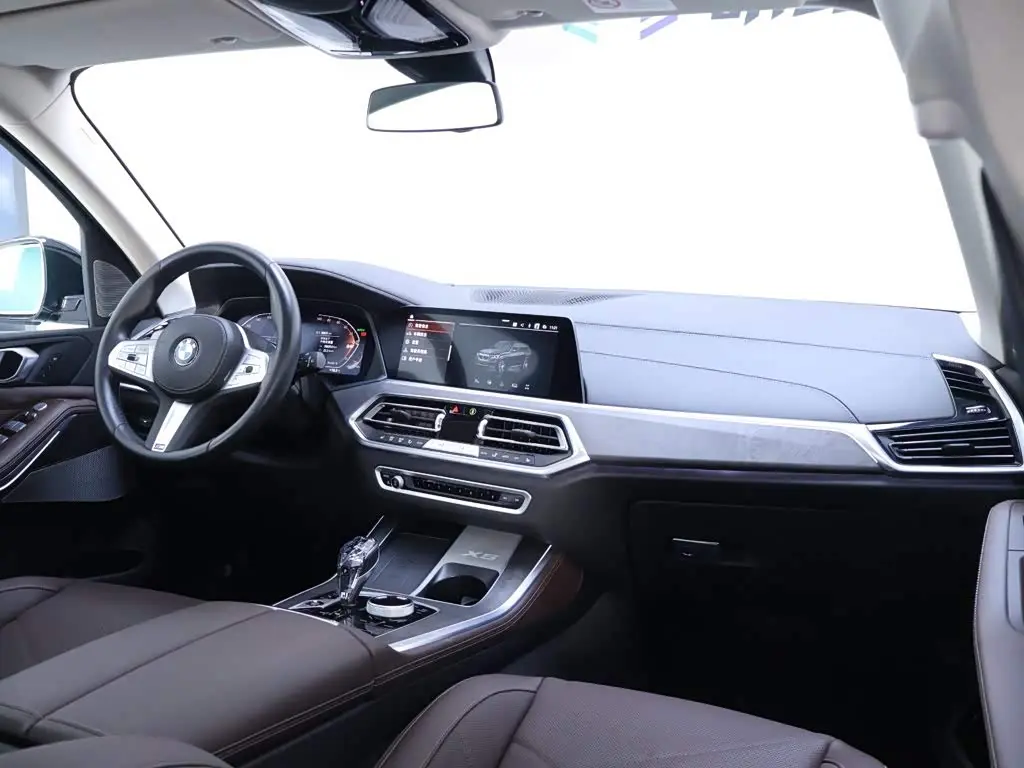 BMW X5 2023 — Photo 20/20