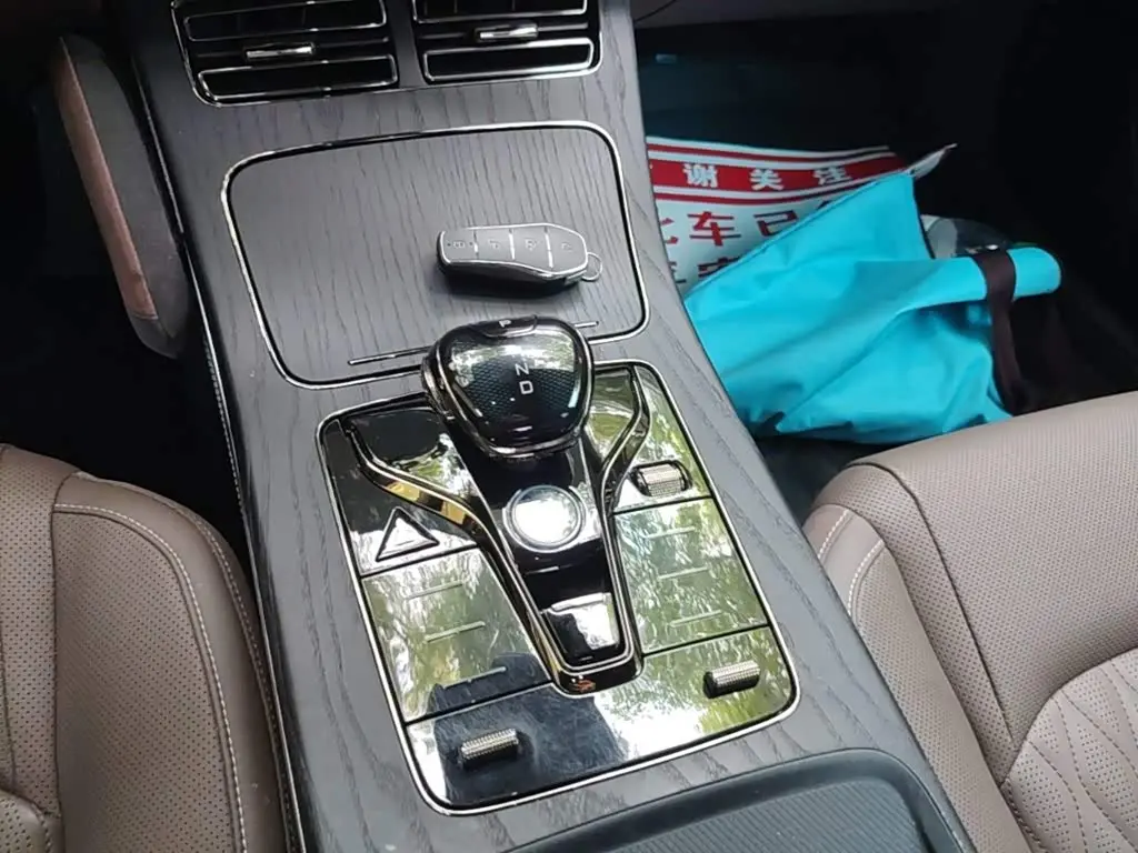 BYD Han 2022 — Photo 14/20