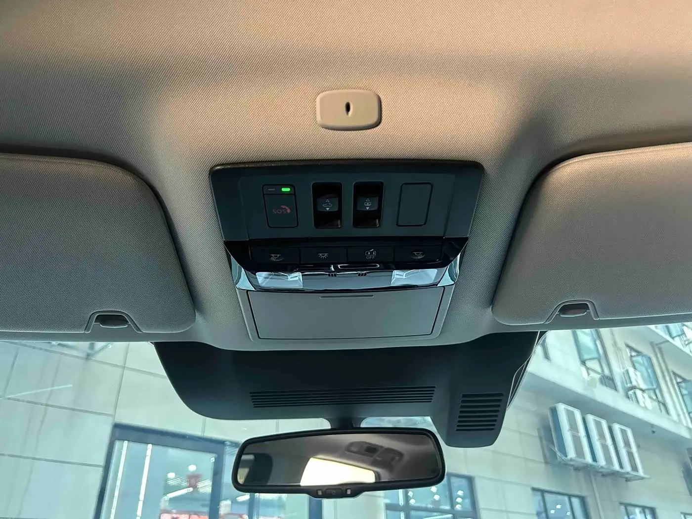 Nissan Terra 2025 — ფოტო 8/20