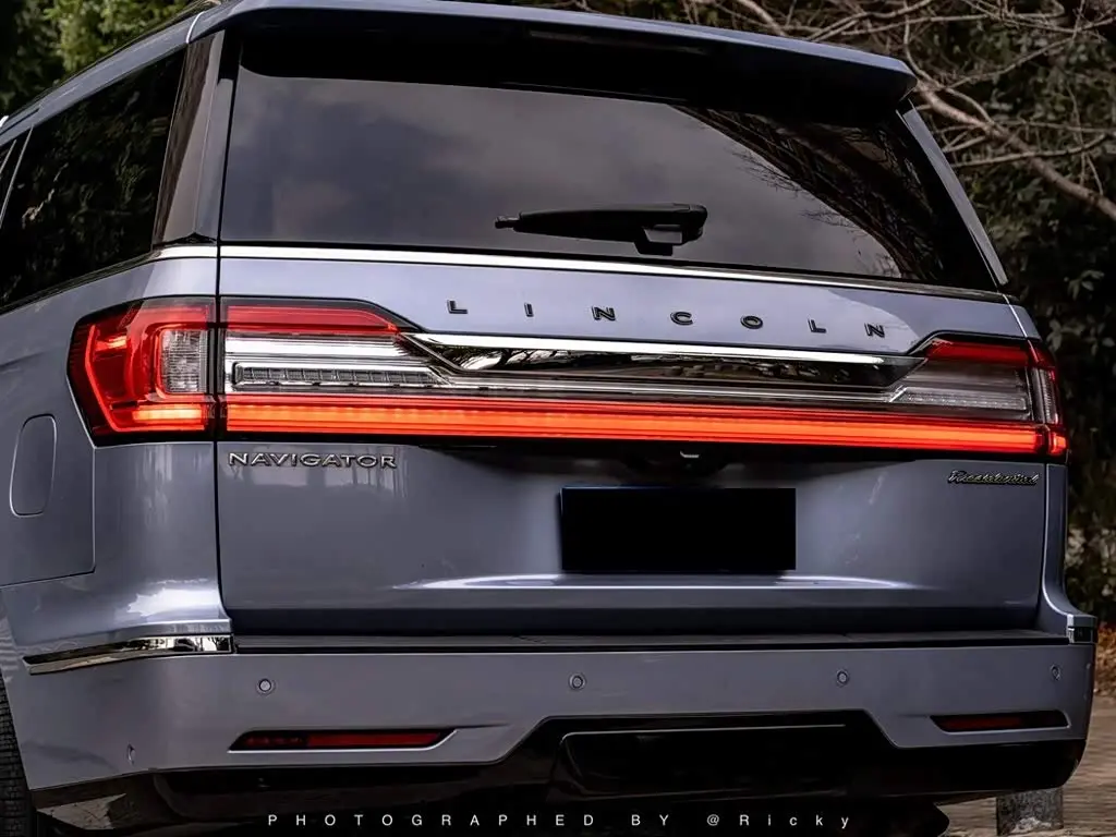 Lincoln Navigator 2020 — Фото 18/18