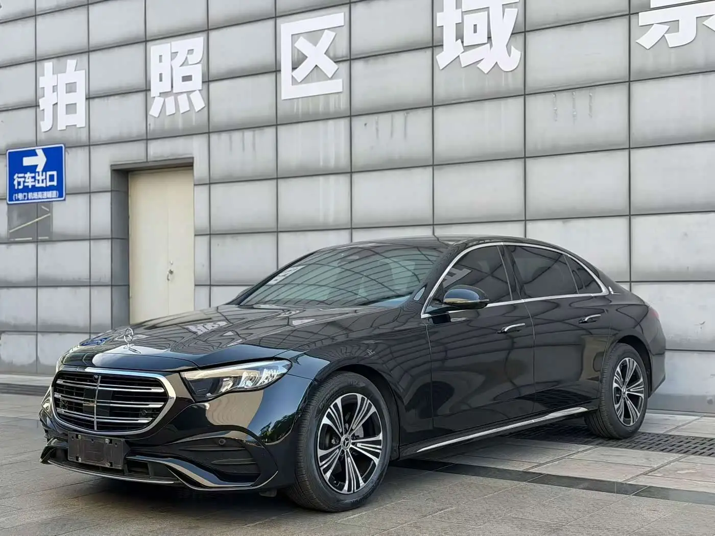 Mercedes-Benz E-Class, 2024