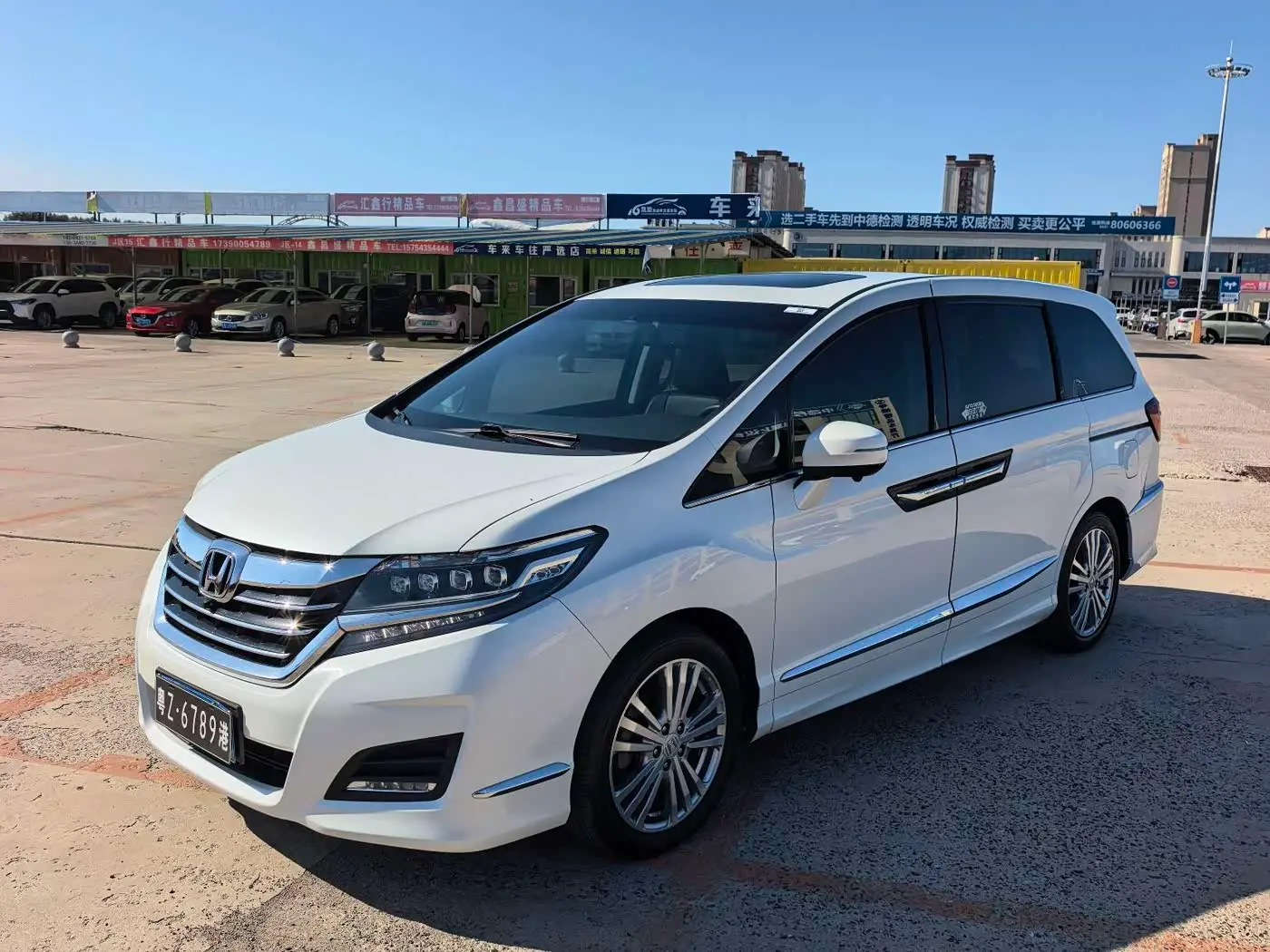 Honda Elysion 2019 — Фото 1/9