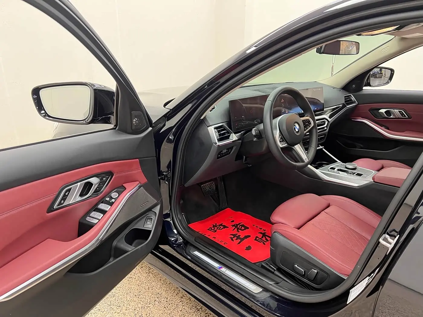 BMW 3 Series 2024 — Photo 10/20