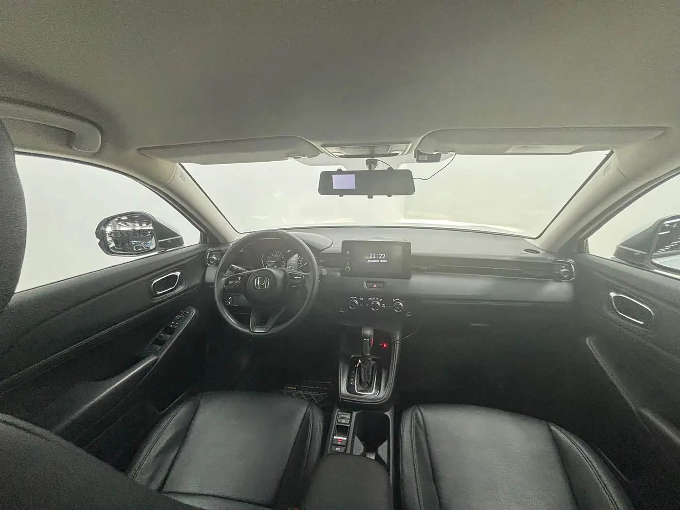 Honda Vezel 2023 — Şəkil 12/20
