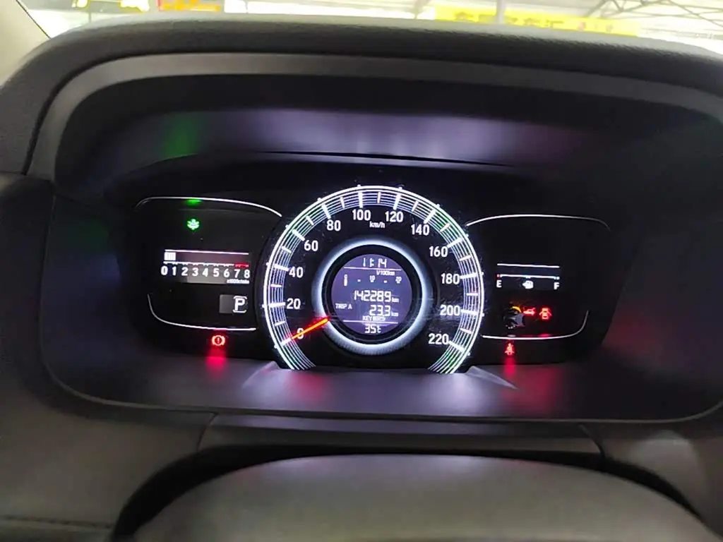 Honda Odyssey 2017 — Фото 12/20