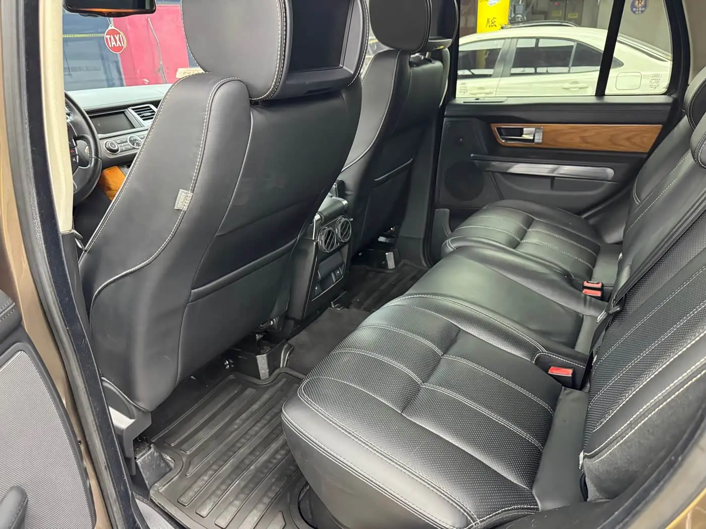Land Rover Range Rover Sport 2013 — Şəkil 5/15