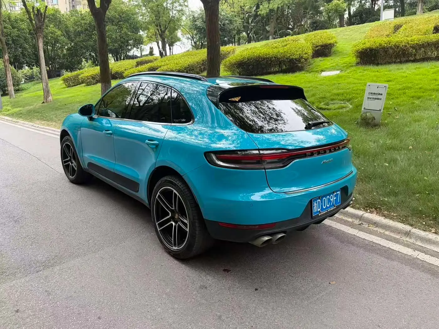 Porsche Macan 2019 — Photo 10/10