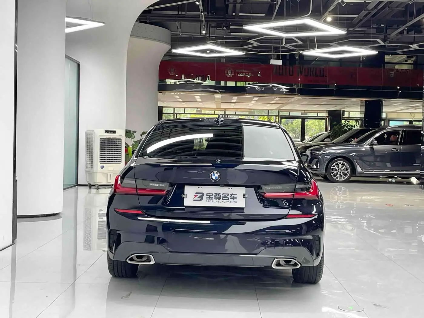 BMW 3 Series 2021 — Photo 11/16