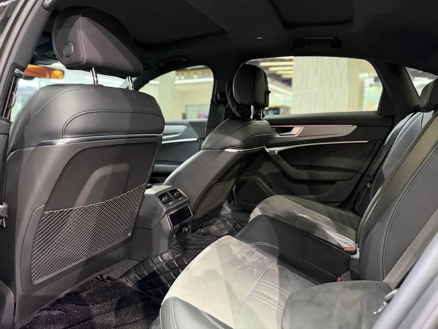Audi A6L 2024 — Şəkil 7/17