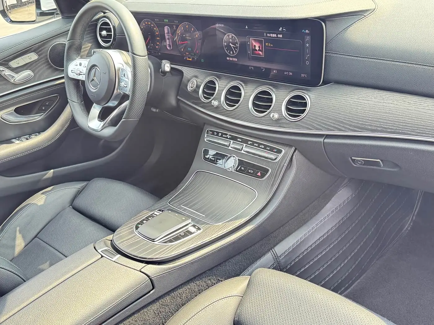 Mercedes-Benz E-Class 2019 — Фото 4/20