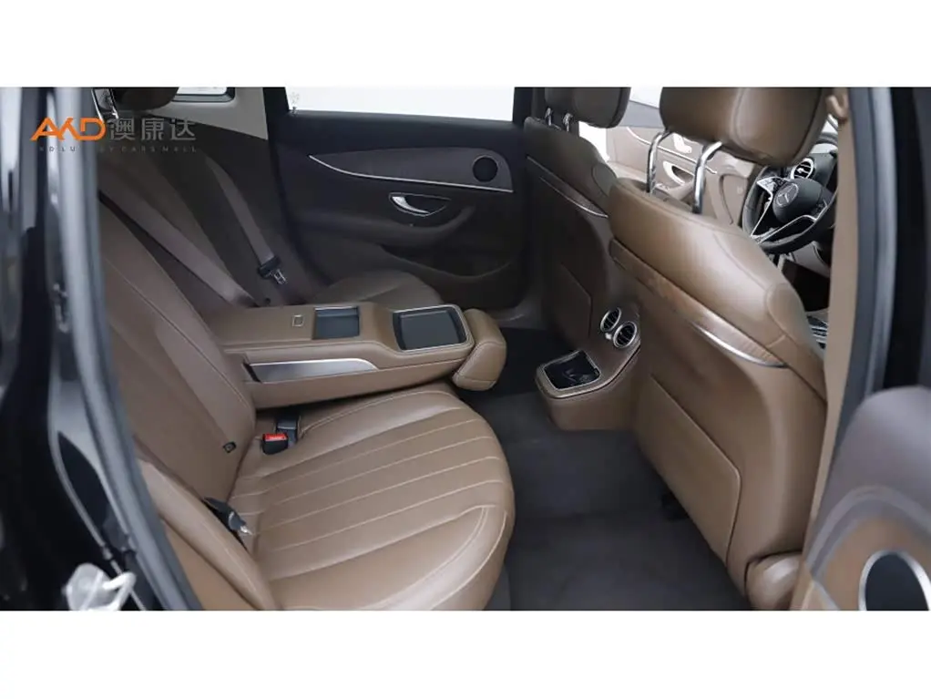 Mercedes-Benz E-Class 2021 — Фото 8/10