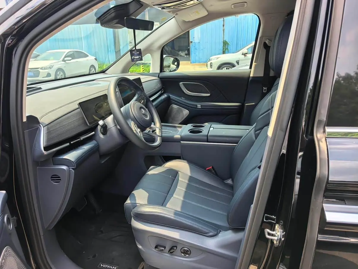Voyah Auto Voyah Dreamer 2025 — Photo 5/20