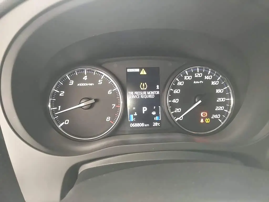 Mitsubishi Outlander 2021 — Photo 12/20