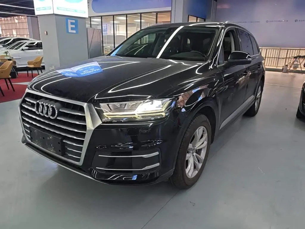 Audi Q7 2019 — Şəkil 1/19