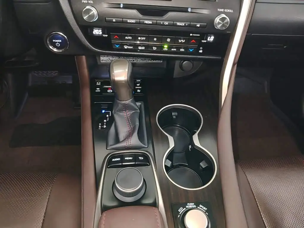 Lexus RX 2016 — Şəkil 13/19