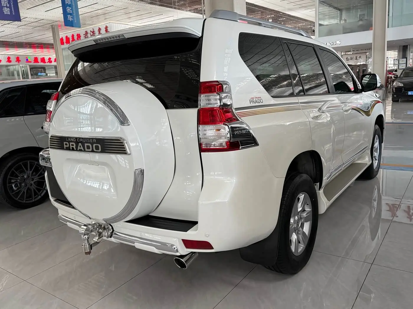 Toyota Prado 2016 — ფოტო 6/18