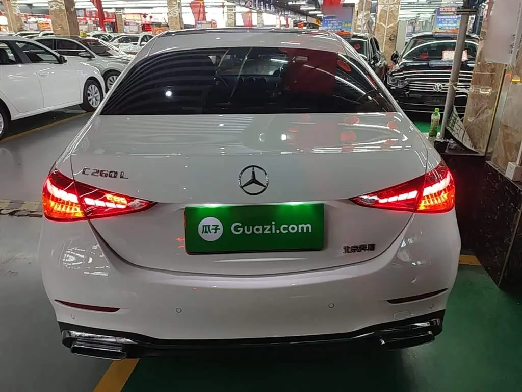Mercedes-Benz C-Class 2023 — Фото 6/20