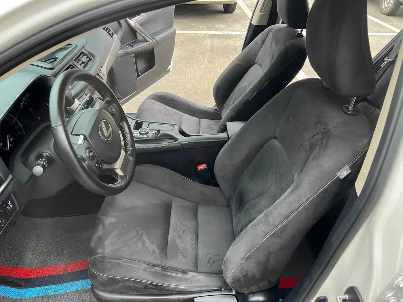 Lexus CT 2020 — Photo 18/20