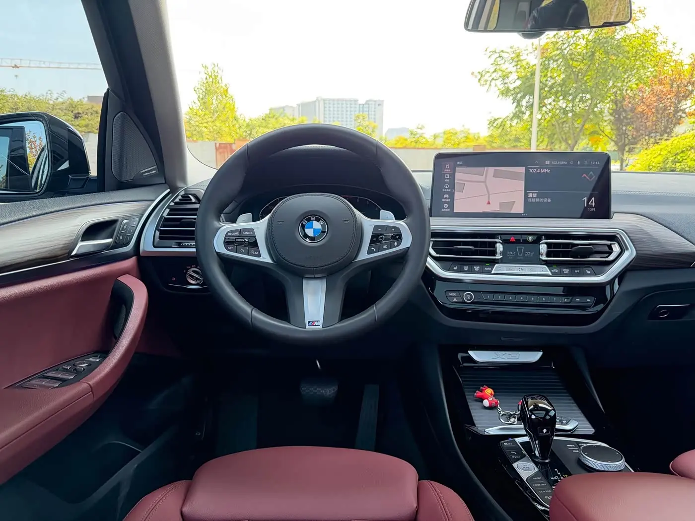 BMW X3 2022 — Photo 8/20