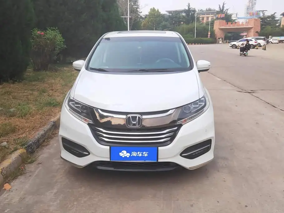 Honda Odyssey 2018 — Şəkil 2/16