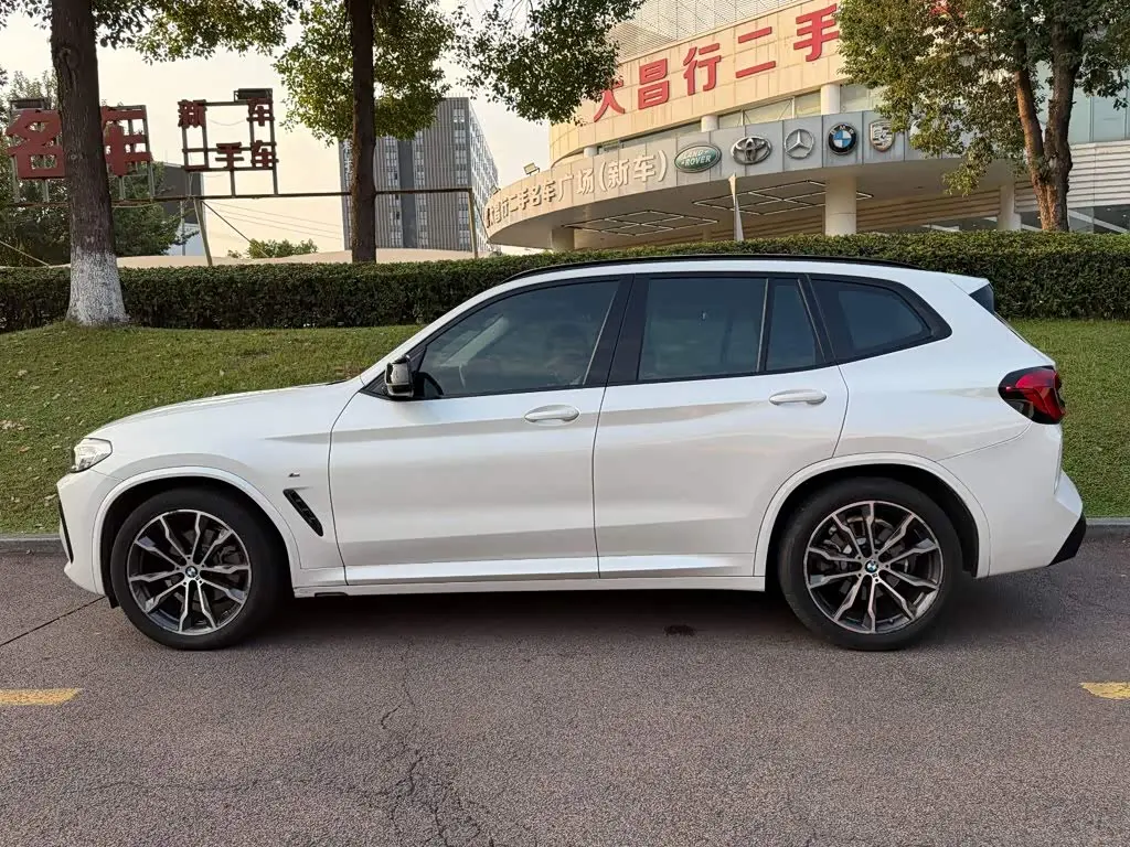 BMW X3 2022 — Photo 3/14