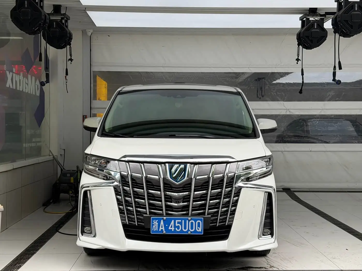 Toyota Alphard, 2021