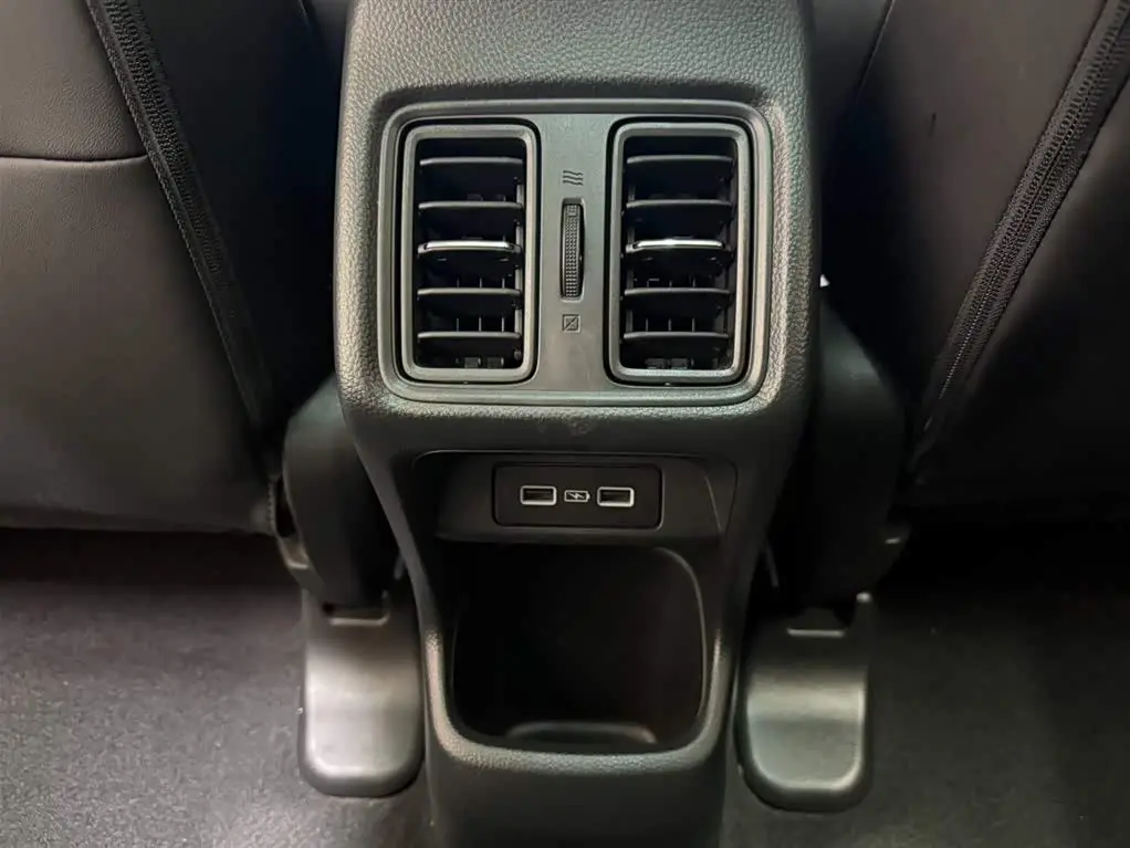 Honda Vezel 2024 — Photo 19/20