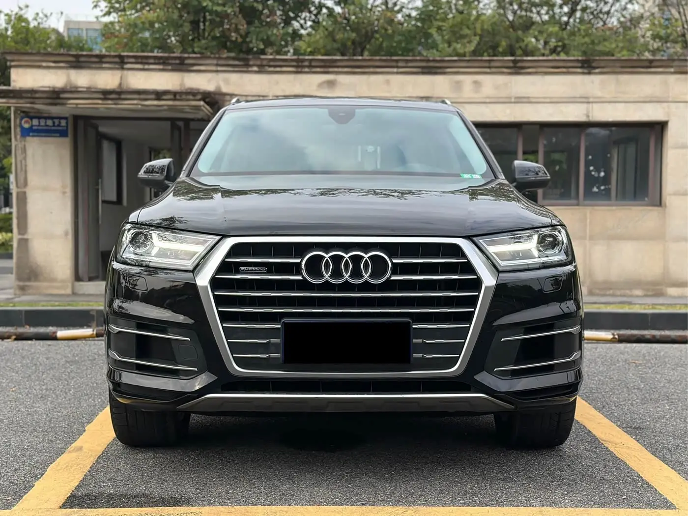 Audi Q7 2017 — Фото 2/20
