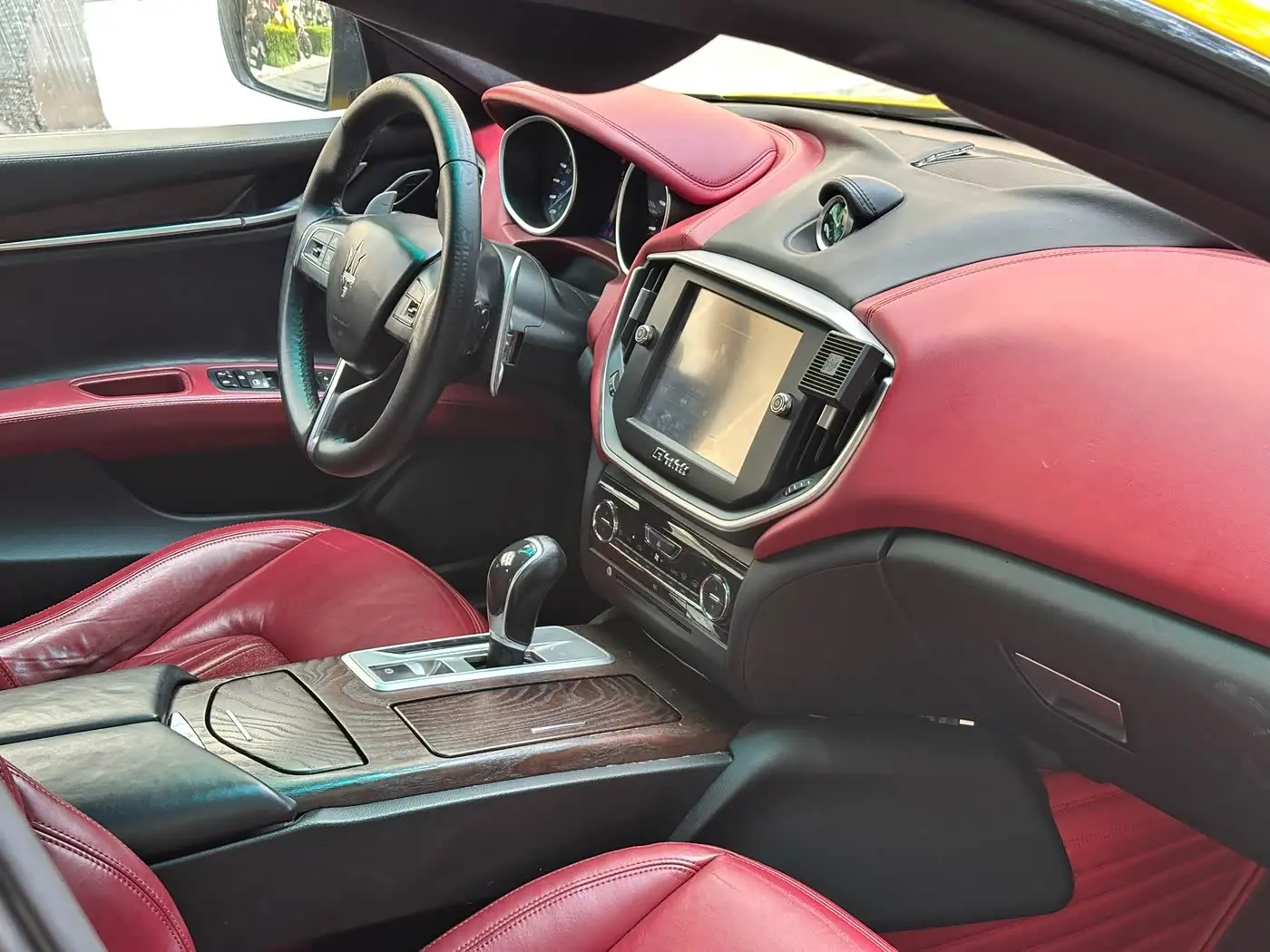 Maserati Ghibli 2015 — Photo 11/14